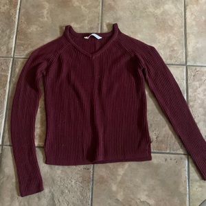 Peep shoulder knitsweater